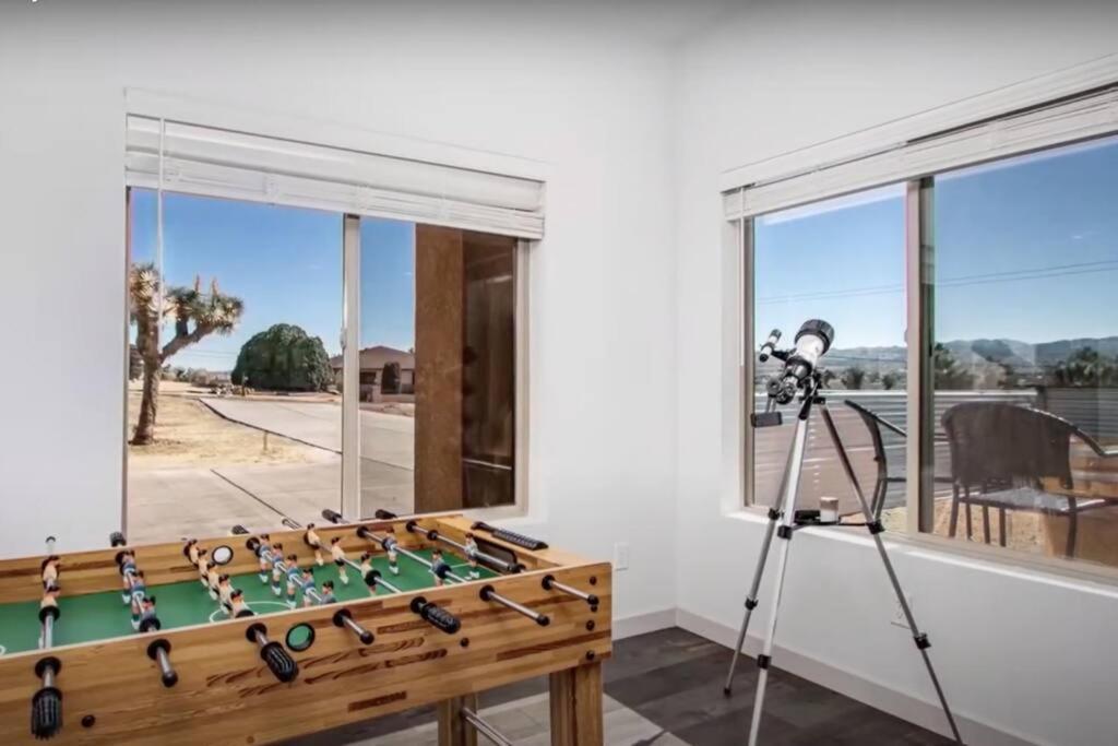 Three Tree Villa W/ Ev Charging Yucca Valley Exterior photo